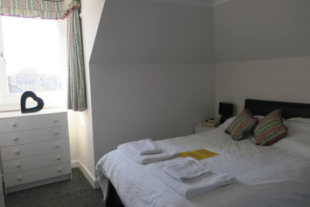 Вилла Cumbrae View House Ларгс Экстерьер фото