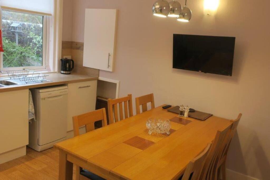 Вилла Cumbrae View House Ларгс Экстерьер фото